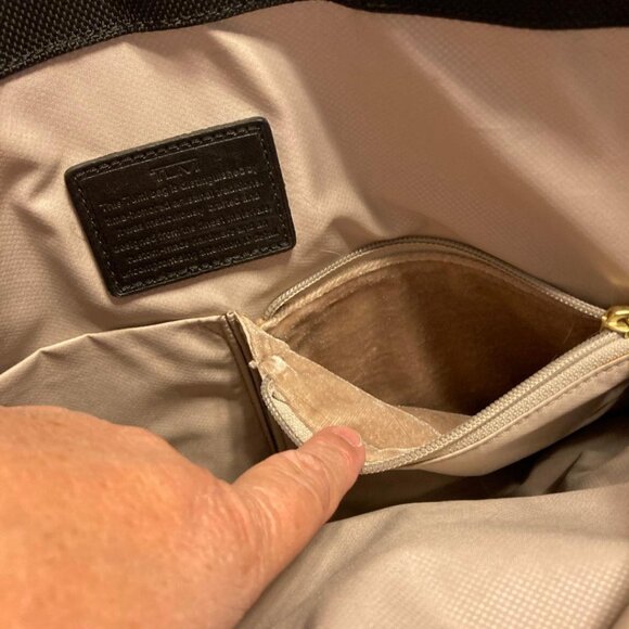 TUMI Larkin Hayes Triple Compartment Tote Bag Black Gold Travel Career Computer - Picture 7 of 16